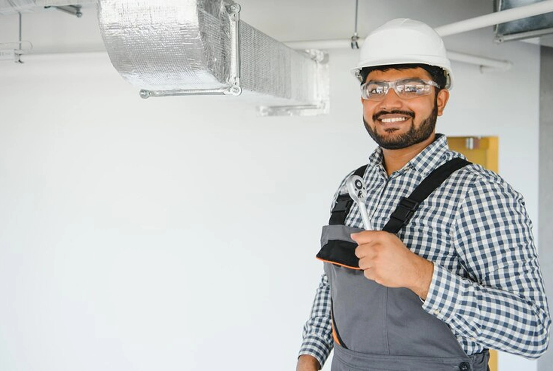 AC maintenance and gas filling in Coimbatore